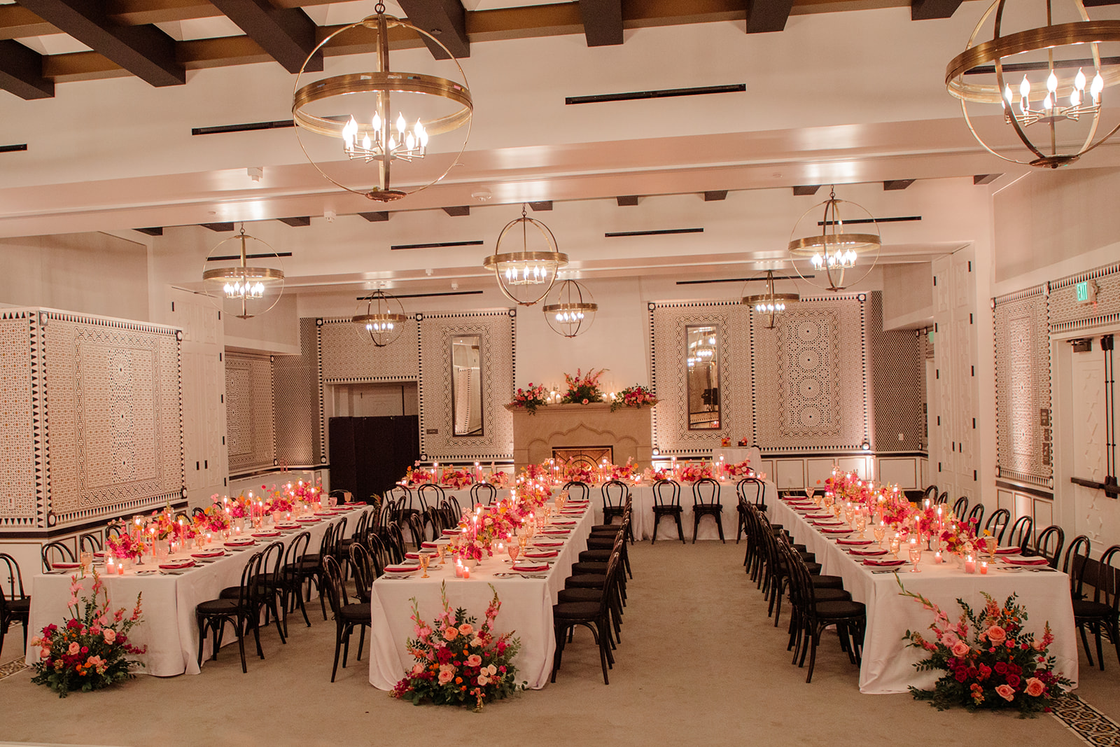 Barbie wedding layout and tables