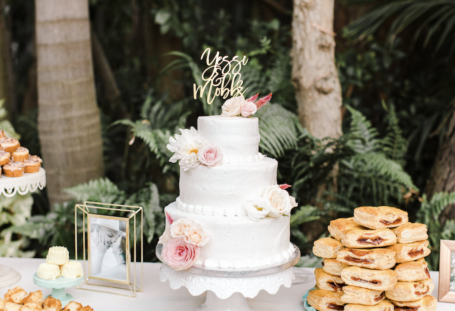 Cake and latin desserts